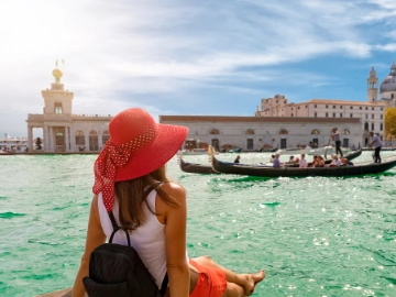 Mit Tarif mehr Urlaubstage und Extra-Plus für Reisekasse